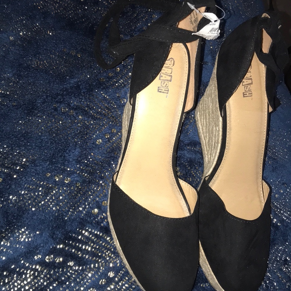 Women’s shoes